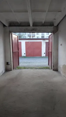 Pronájem garáže, Poděbrady, Jungmannova, 17 m2