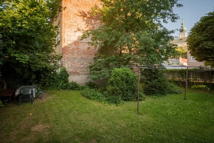 Prodej bytu 2+1, Trutnov - Dolní Předměstí, Úpské nábřeží, 119 m2