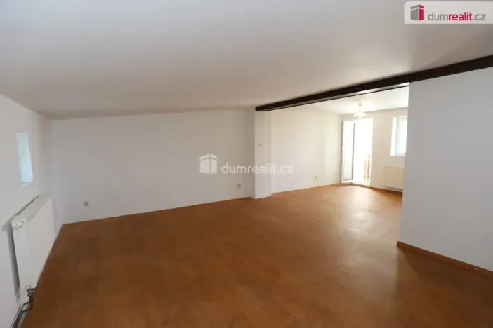 Pronájem bytu 2+1, Karlovy Vary - Počerny, 68 m2