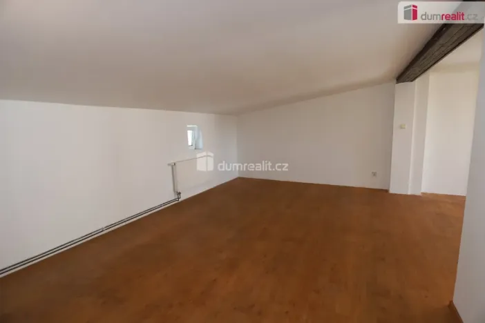 Pronájem bytu 2+1, Karlovy Vary - Počerny, 68 m2