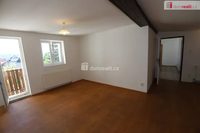 Pronájem bytu 2+1, Karlovy Vary - Počerny, 68 m2