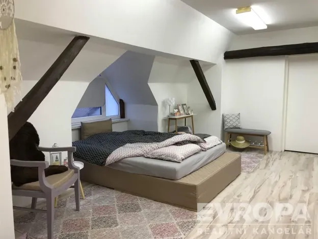 Pronájem bytu 3+1, Pardubice - Trnová, Jiřího Potůčka, 120 m2