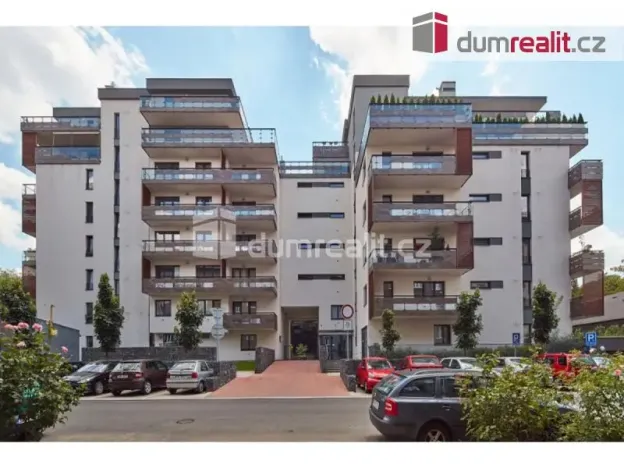 Pronájem bytu 1+kk, Praha - Libeň, V mezihoří, 40 m2