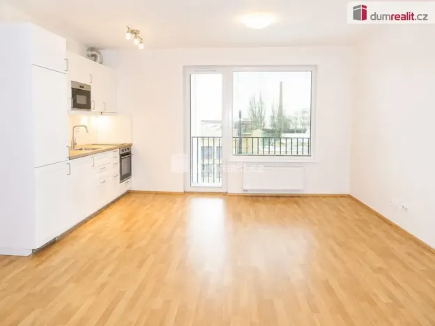 Pronájem bytu 1+kk, Praha - Vysočany, Moravcových, 46 m2