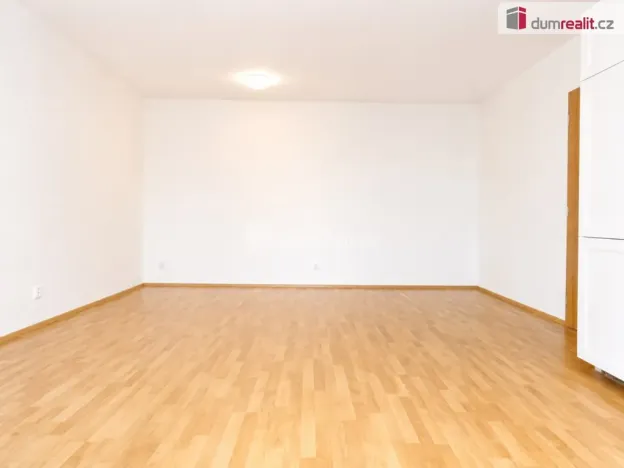 Pronájem bytu 1+kk, Praha - Vysočany, Moravcových, 46 m2