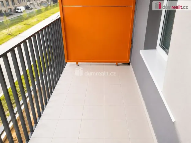 Pronájem bytu 1+kk, Praha - Vysočany, Moravcových, 46 m2