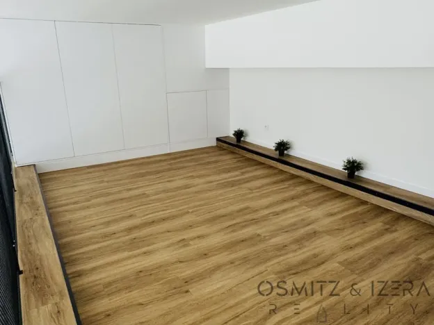 Pronájem bytu 2+kk, Praha - Holešovice, Tusarova, 43 m2