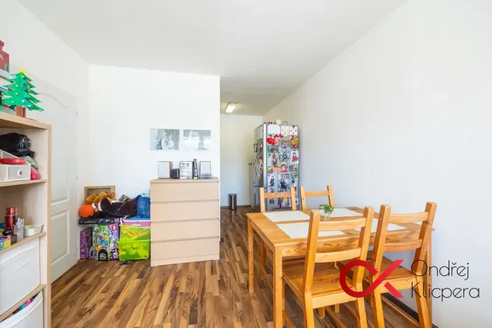 Pronájem bytu 2+kk, Praha, Dědinova, 45 m2