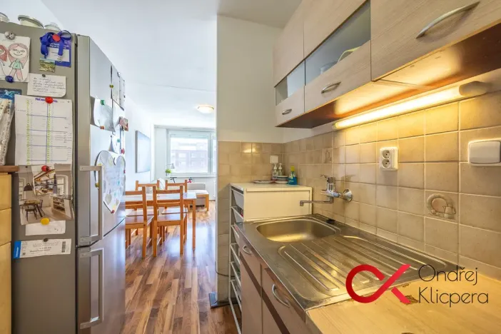 Pronájem bytu 2+kk, Praha, Dědinova, 45 m2