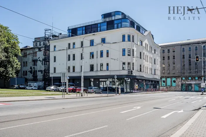 Pronájem kanceláře, Ostrava, náměstí Dr. E. Beneše, 62 m2