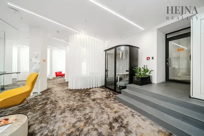 Pronájem kanceláře, Ostrava, náměstí Dr. E. Beneše, 62 m2