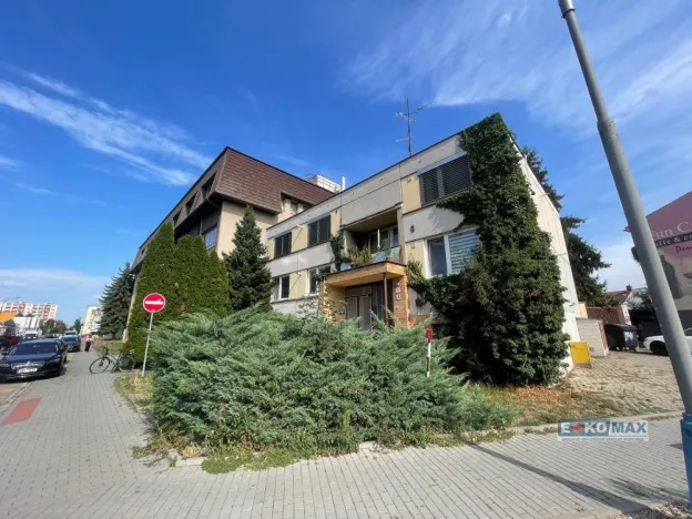 Pronájem bytu 2+1, Břeclav, Jungmannova, 80 m2