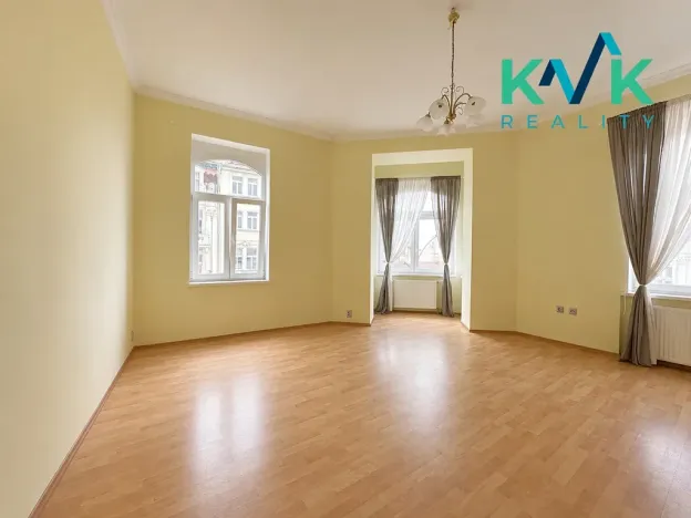 Pronájem bytu 2+1, Karlovy Vary, Zeyerova, 74 m2