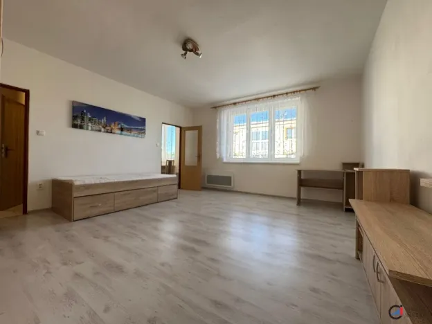Pronájem bytu 1+kk, Pardubice - Staré Čívice, Přeloučská, 32 m2