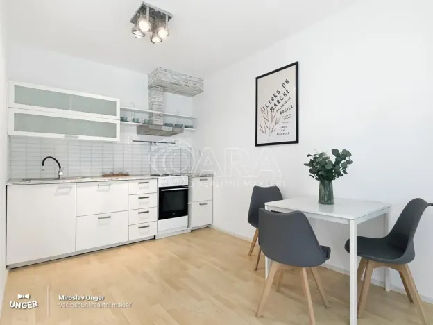Prodej bytu 2+kk, Praha - Hodkovičky, U Zátiší, 58 m2