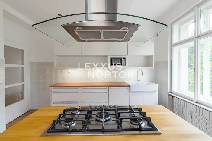 Pronájem bytu 5+1, Praha - Dejvice, Šárecká, 150 m2