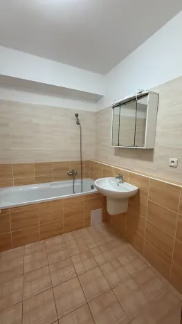 Pronájem bytu 2+kk, Hradec Králové, Ve Stromovce, 59 m2