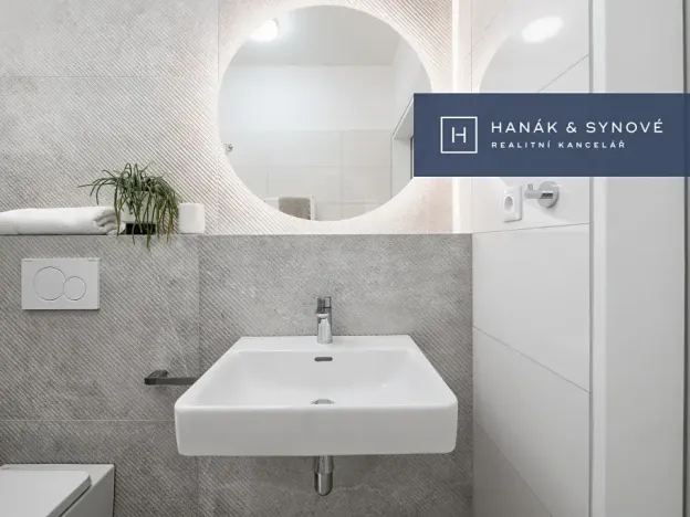 Pronájem bytu 1+kk, Brno, Francouzská, 25 m2