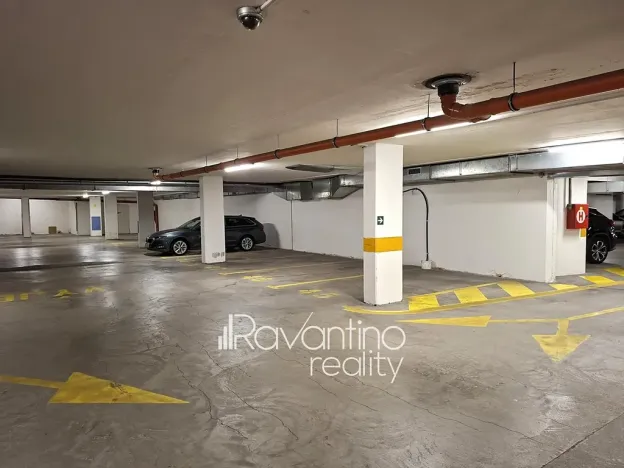 Pronájem garáže, Brno, Hrnčířská, 17 m2