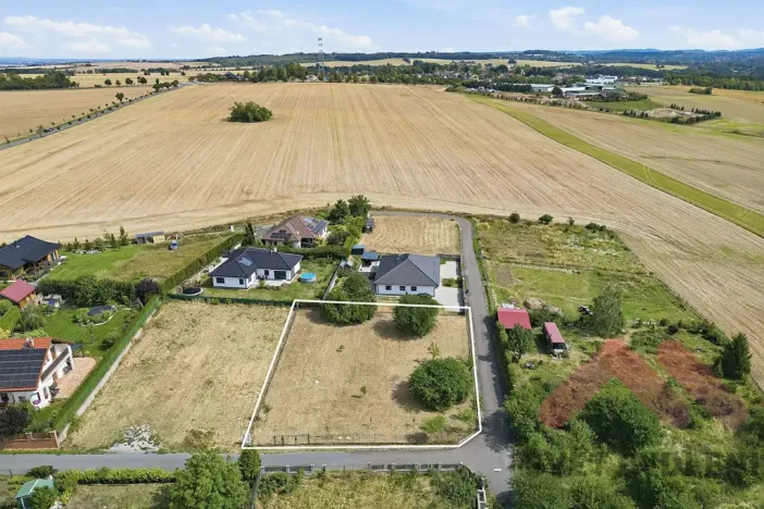 Prodej pozemku pro bydlení, Sulice, 1597 m2