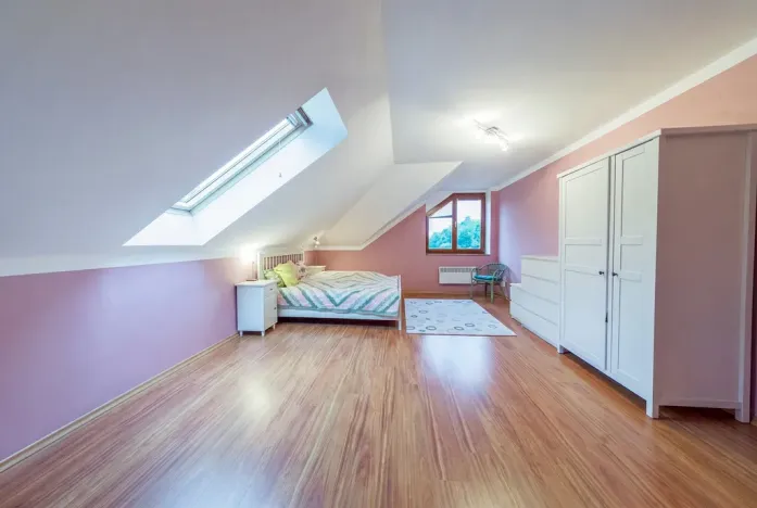 Prodej rodinného domu, Okrouhlá, 310 m2