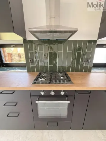 Pronájem atypického bytu, Osek, Tovární, 135 m2