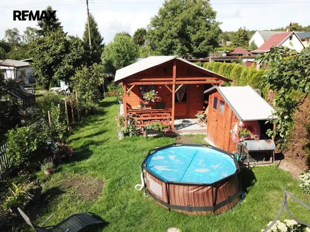 Prodej zahrady, Lom, 235 m2