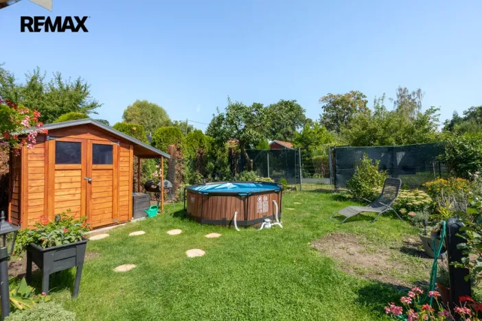 Prodej zahrady, Lom, 235 m2
