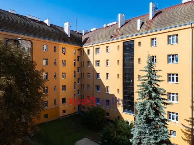 Prodej bytu 2+1, Teplice - Trnovany, Masarykova třída, 45 m2