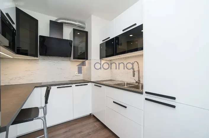 Pronájem bytu 4+kk, Praha, Sicherova, 85 m2