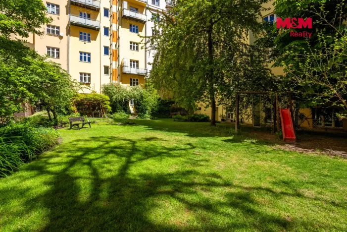 Prodej bytu 1+1, Praha - Holešovice, Osadní, 41 m2