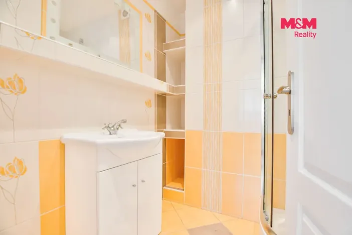 Prodej bytu 3+1, Chomutov, Kamenná, 60 m2