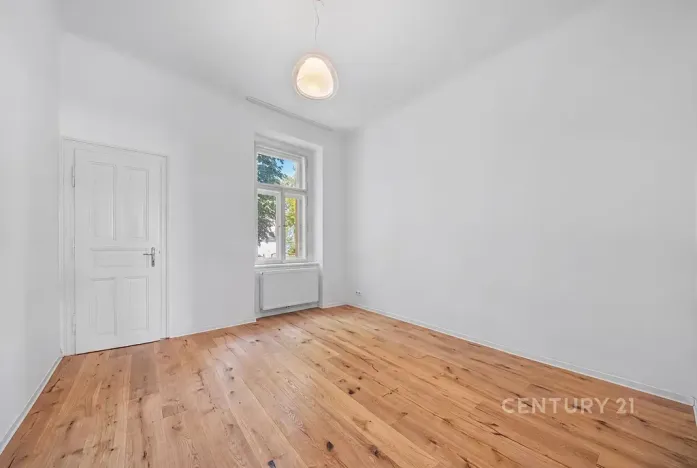 Pronájem bytu 2+kk, Praha - Nusle, Sezimova, 54 m2