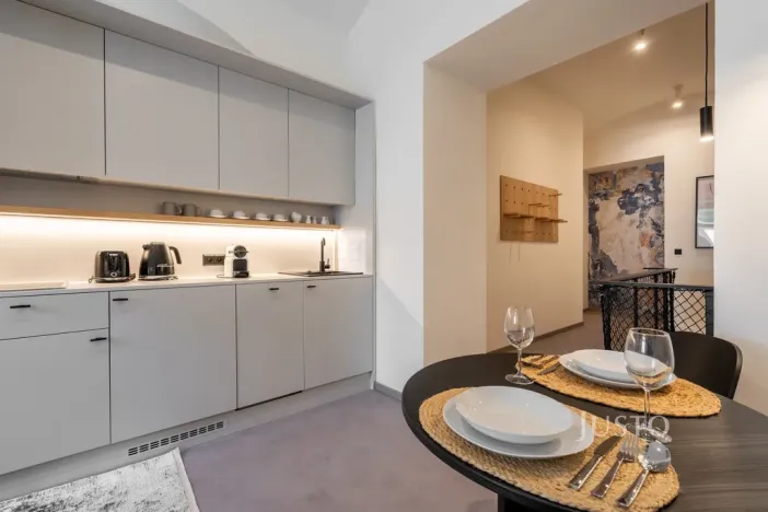 Prodej bytu 2+kk, Praha - Karlín, Prvního pluku, 49 m2
