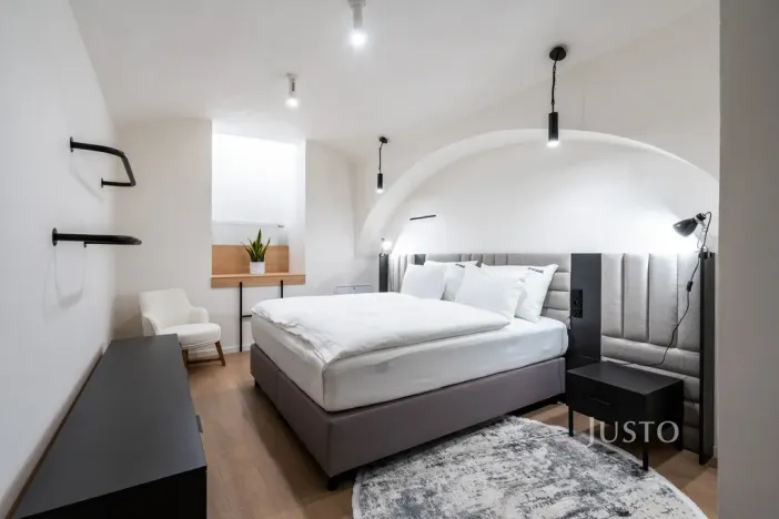 Prodej bytu 2+kk, Praha - Karlín, Prvního pluku, 49 m2
