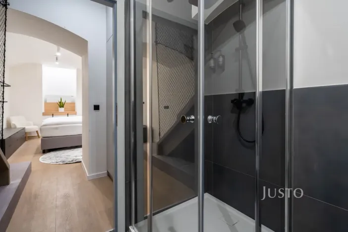 Prodej bytu 2+kk, Praha - Karlín, Prvního pluku, 49 m2
