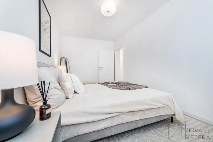 Prodej bytu 2+kk, Praha - Holešovice, Komunardů, 52 m2