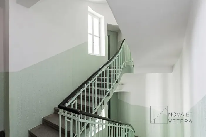 Prodej bytu 2+kk, Praha - Holešovice, Komunardů, 52 m2