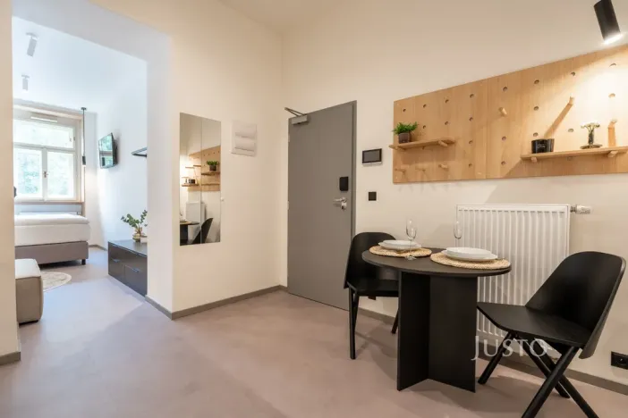 Prodej bytu 1+kk, Praha - Karlín, Prvního pluku, 33 m2