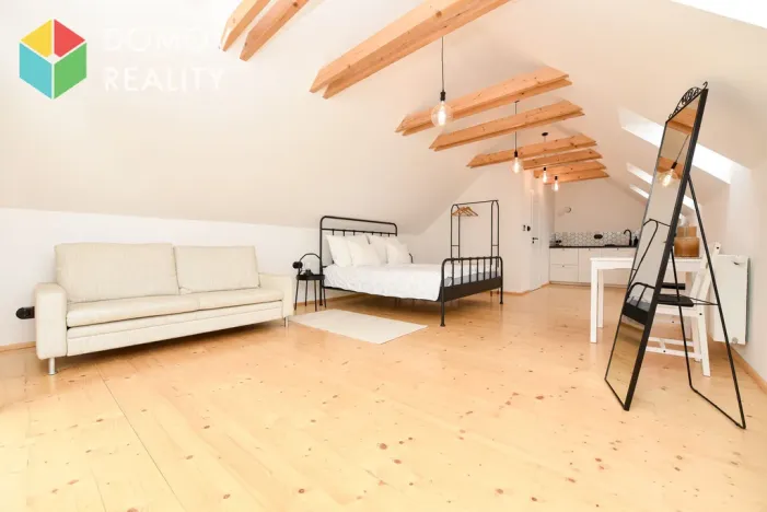 Pronájem bytu 1+kk, Hudlice, Jungmannova, 35 m2