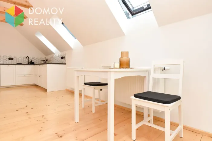 Pronájem bytu 1+kk, Hudlice, Jungmannova, 35 m2