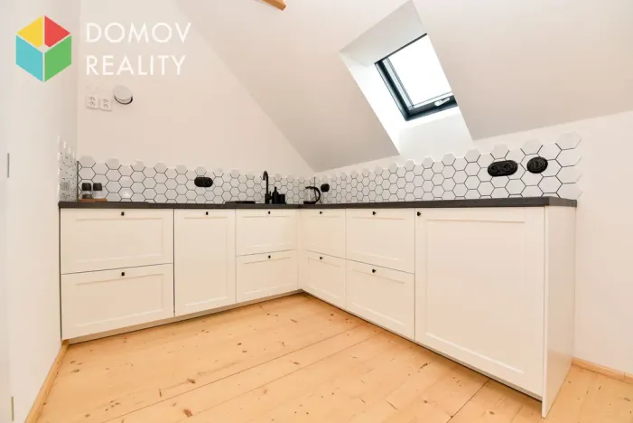 Pronájem bytu 1+kk, Hudlice, Jungmannova, 35 m2