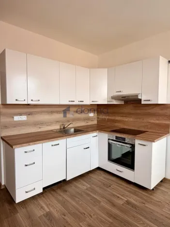 Pronájem bytu 2+kk, Praha, Víta Nejedlého, 42 m2