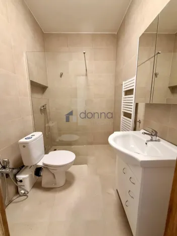 Pronájem bytu 2+kk, Praha, Víta Nejedlého, 42 m2