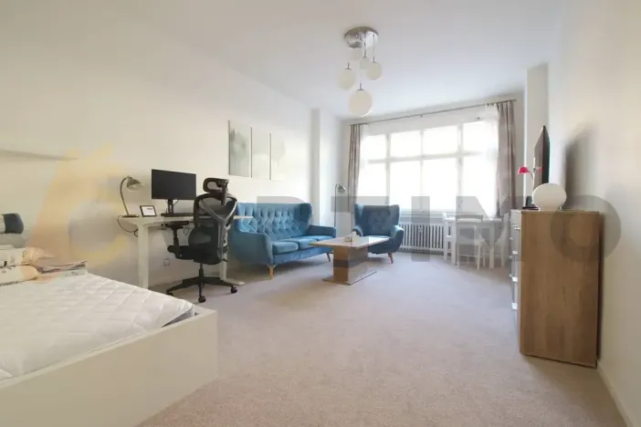 Pronájem bytu 1+1, Praha - Smíchov, Štefánikova, 43 m2