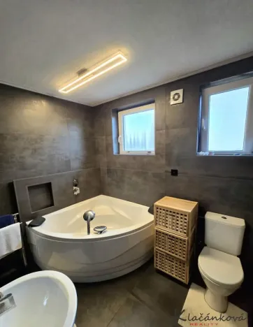 Prodej rodinného domu, Zlín - Kostelec, Lázeňská, 250 m2