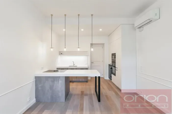 Pronájem bytu 2+kk, Praha - Vinohrady, náměstí Jiřího z Poděbrad, 56 m2