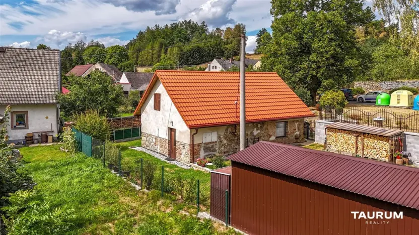 Prodej chalupy, Kolinec - Vlčkovice, 42 m2