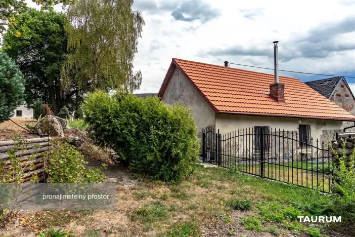 Prodej chalupy, Kolinec - Vlčkovice, 42 m2