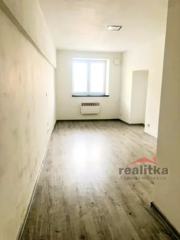 Pronájem bytu 1+kk, Litultovice, 30 m2